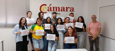 La Cámara de Comercio de Castellón lanza un programa pionero en Inteligencia Artificial para jóvenes
