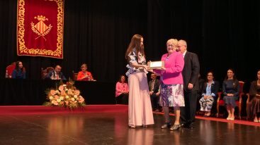 Vila-real homenajea a las parejas que celebran 50 años de casadas en 2025
