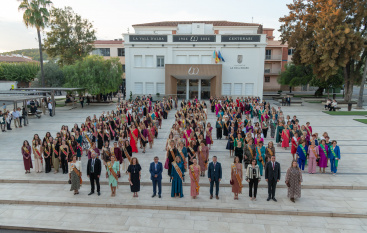 Vall d'Alba vive un día histórico con más de 300 mujeres en el Homenaje a Reinas y Damas