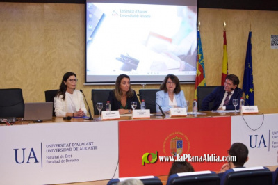 Medio Ambiente incorporará la inscripción de la custodia compartida de mascotas en el registro valenciano de identificación de animales de compañía