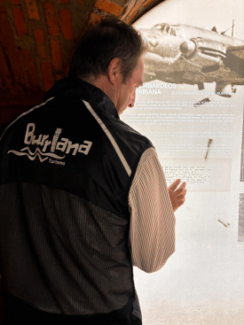La ONCE visita Burriana para apoyar la instalación de los códigos inclusivos NaviLens y avala su implementación con vistas a futuras visitas en 2026