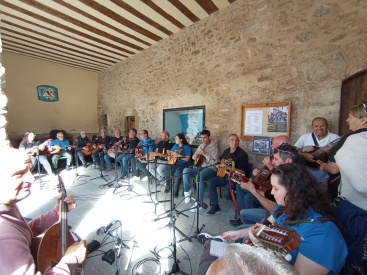 Palanques consolida la Festa del Bureo i el Ball del Corro com a referent cultural de la comarca en un gran ambient