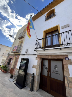 Les Useres amplia el seu servei d'assistncia social un dia ms