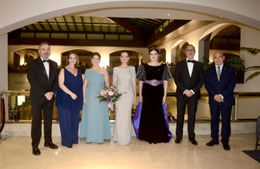 Selma destaca el compromiso con ''la identidad castellonera'' de la Germandat dels Cavallers de la Conquesta en la Gala Homenaje a Na Violant d'Hongria 2000 y 2025