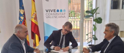 La Generalitat y los ayuntamientos de Benicarl y Vinars firman la escritura de cesin de cuatro parcelas para construir unas 40 viviendas protegidas
