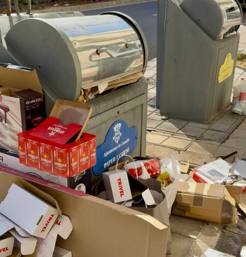 El PSPV denuncia 'l'abandonament dels barris' de Castell per part de Begoa Carrasco amb l'acumulaci d'escombraries i brutcia a tota la ciutat