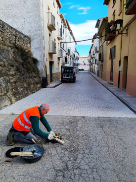 Ares del Maestrat millora l'entrada al poble amb la reparaci del cam d'accs