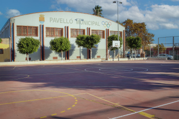 Onda da luz verde al techado de la pista exterior del Pabelln Municipal para ampliar su uso todo el ao