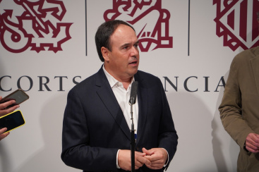 Juanfran Prez oficializa su candidatura a la Presidencia de la Generalitat Valenciana