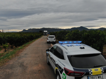 Almenara despliega un operativo policial con dron para proteger la campaa citrcola
