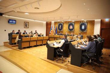 Burriana aprueba planes contra las drogodependencias y para la proteccin de la infancia y suma concejales de Vox