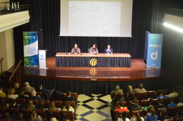 Vila-real otorga el primer Sello de Excelencia Antonio Garcia Verduch a Santa Maria, Fundacin Flors e IES Francesc Trrega