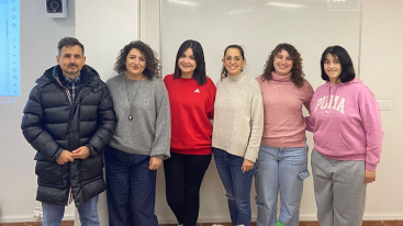 Vila-real avanza en inclusi�n con los cursos de Lengua de Signos Espa�ola de APESOVIL