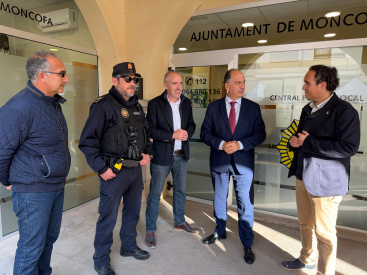 Moncofa recibe la visita del conseller de Emergencias e Interior tras obtener una de las subvenciones ms importantes para la Polica Local