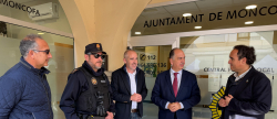 Moncofa recibe la visita del conseller de Emergencias e Interior tras obtener una de las subvenciones m�s importantes para la Polic�a Local