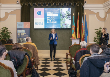 Bego�a Carrasco activa a Castell� el proc�s de participaci� ciutadana per a oasis clim�tics als centres educatius