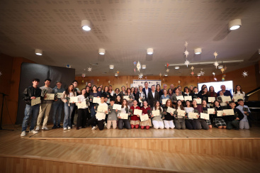 Premios al Rendimiento Acad�mico y homenaje a docentes jubilados 2025 en Burriana