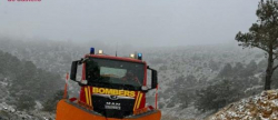 la-vital-tarea-de-los-bomberos-voluntarios-de-benassal-en-el-ultimo-temporal-de-nieve
