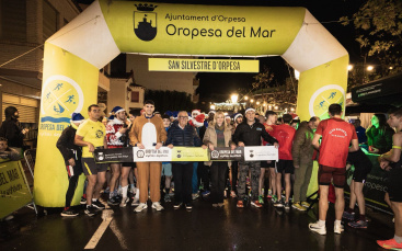 La XIV San Silvestre de Oropesa del Mar concluye con �xito pese a la lluvia