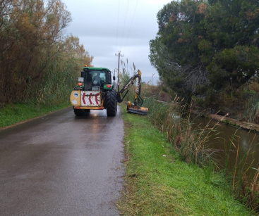 Almenara concluye la limpieza de 50 kil�metros de m�rgenes en sus caminos rurales