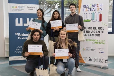 Estudiantes de la UJI participa en el Research Hackaton para potenciar la innovacin y trabajo en equipo