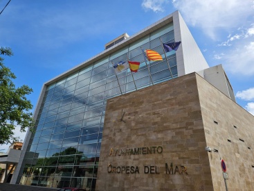 Oropesa del Mar abre nuevas bolsas de empleo para fortalecer los servicios municipales