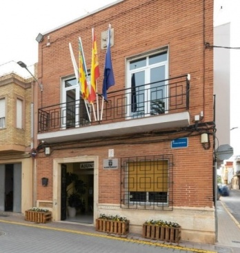 Correos mejora su servicio en La Llosa