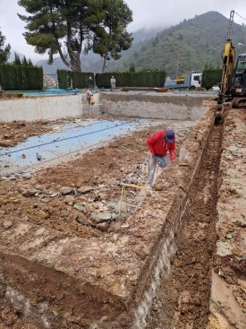 Alfondeguilla moderniza su piscina municipal con una inversión de 600.000 euros, reduciendo el consumo energético y de agua