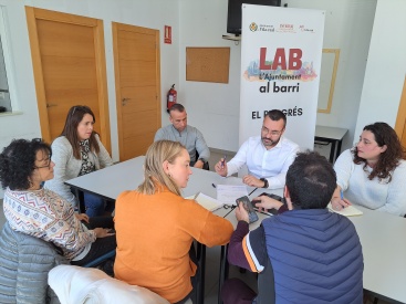L'Ajuntament al barri arriba al Progrés per a reforçar la proximitat i escoltar les propostes veïnals