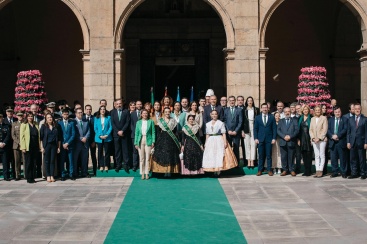 La Banda Municipal de Castellon, Els de la Fileta y Jose Manuel Medall reciben los Fadrins Honorifics de la Magdalena 2025