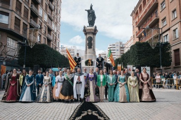 Begoña Carrasco homenajea al fundador de la ciudad de Castellón Jaume I junto a la Germandat dels Cavallers de la Conquesta