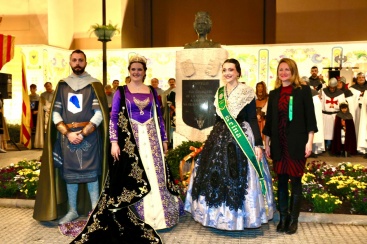 L'alcaldessa enalteix la figura de Na Violant en l'acte d'homenatge a la que va ser la dona de Jaume I