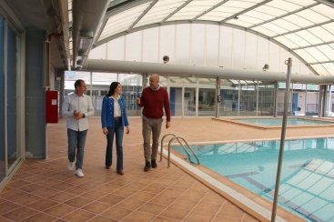 Masiva respuesta a la consulta ciudadana para la reapertura de la piscina en Torreblanca
