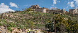 El Ayuntamiento de Morella reconstruye los portillos del muro del camino desde Morella hasta la Puritat