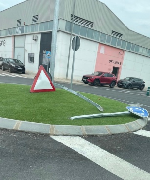 PP de Nules demana solucions pels problemes a la rotonda del polígon Cardanelles