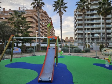 Finaliza la renovación de 31 parques infantiles en Oropesa del Mar
