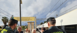 El Ayuntamiento de Oropesa del Mar colabora en la atencin a los pasajeros del tren Valencia-Barcelona afectado por el apagn elctrico del 28 de abril