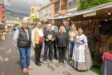 La XXIII Trobà d'Orpesa celebra su segunda jornada con homenajes, tradición gallega y premios a la excelencia artesanal