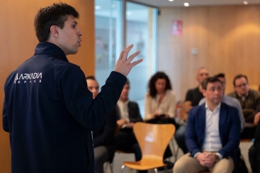 Arkadia Space presenta els seus avanços al Club d'Inversió Òrbita després de consolidar-se com a referent aeroespacial europeu