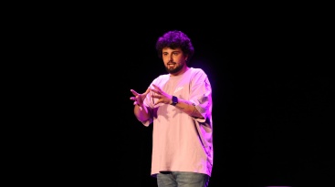 Juan Amodeo triunfa con su monólogo en el Teatro Mónaco de Onda