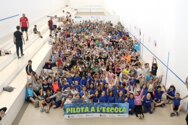 Más de 500 alumnos participan en la segunda Trobada de Primària de Pilota en Castellón