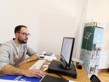 Vistabella apuesta por una gestión turística más próxima con la incorporación de dos informadores