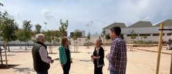Almassora mejora instalaciones municipales con nuevas zonas de sombra