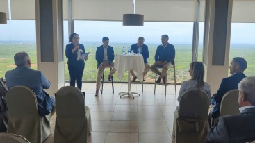 IVEFA impulsa el relevo generacional en la empresa familiar castellonense con una jornada formativa en Betxí