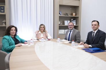 Marta Barrachina es reuneix amb el Cònsol General de Romania a València, Bogdan Stanescu