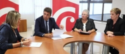 mazon-vamos-a-elaborar-un-estudio-estrategico-con-la-diputacion-de-castellon-y-la-camara-de-comercio-para-impulsar-el-desarrollo-economico-de-la-provincia