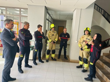 Refuerzan la protección de los bomberos con 79 trajes de última generación