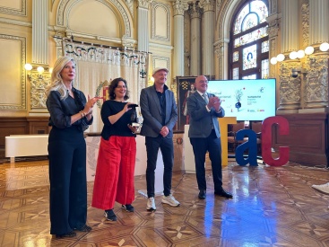 La compañía de teatro de calle Visitants de Castellón recibe el Premio de Honor en Valladolid
