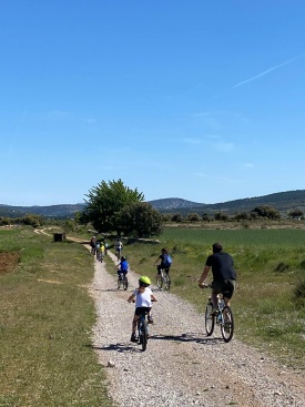 Vistabella disfruta de su patrimonio natural con una ruta en bicicleta