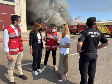 Reunión de la alcaldesa de Almassora con la presidenta de la Diputación de Castellón por incendio de nave